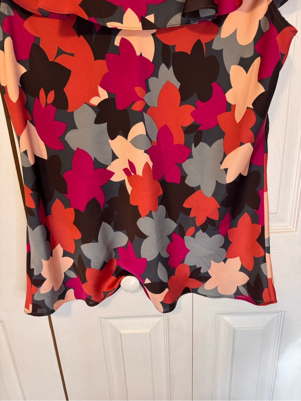 Attention Woman’s Floral Ruffle Flutter Sleeve Blouse Multicolor Size Large - Picture 11 of 14